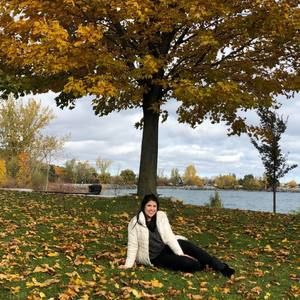 Meet your Posher, Ana maría